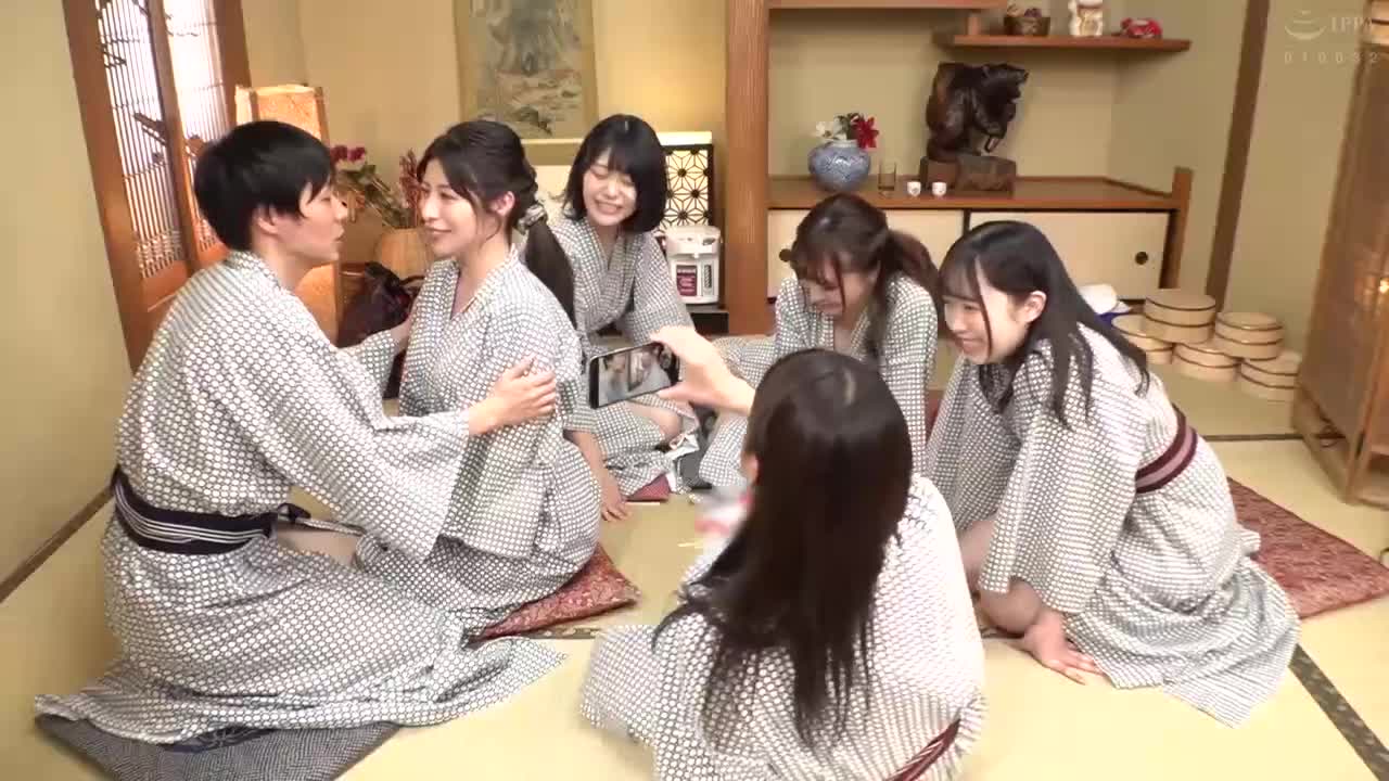社员旅行中，美女女子社员们与我一个人的梦幻国王游戏大乱交！离开日常，在温泉旅馆竟然可以经历激烈的色情体验！ - AV大平台-中文字幕,成人影片,AV,国产,线上看