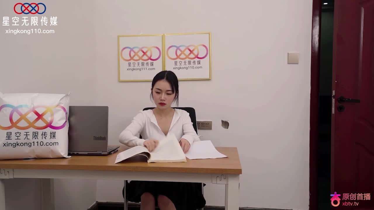 挖呀挖成人版 在紧紧的骚逼里面 插呀插呀插 - AV大平台-中文字幕,成人影片,AV,国产,线上看