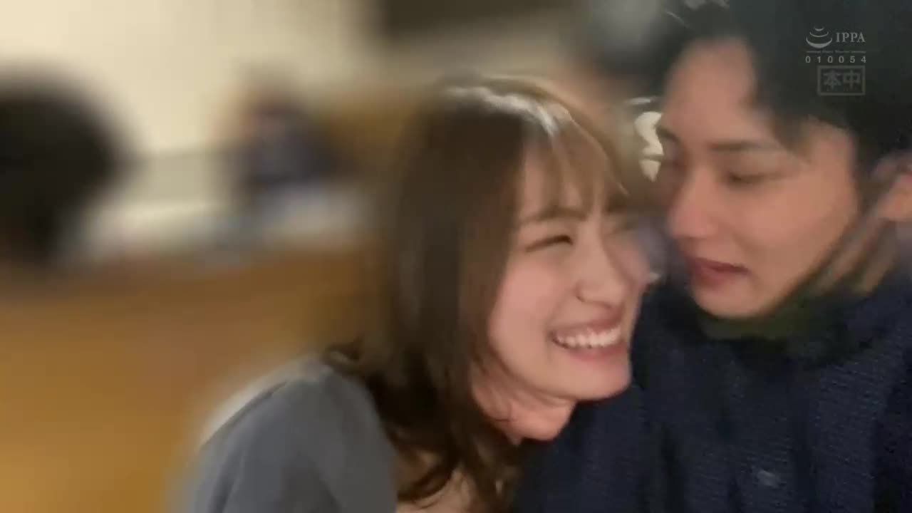 [VIP会员点播] 如果鸡鸡变大了我们就去开房间！女友在家里我却跟以前喜欢的学姐一起去野外色色约会…败给了「勃起就开房间游戏」一次又一次的中出。美谷朱里 - AV大平台-中文字幕,成人影片,AV,国产,线上看