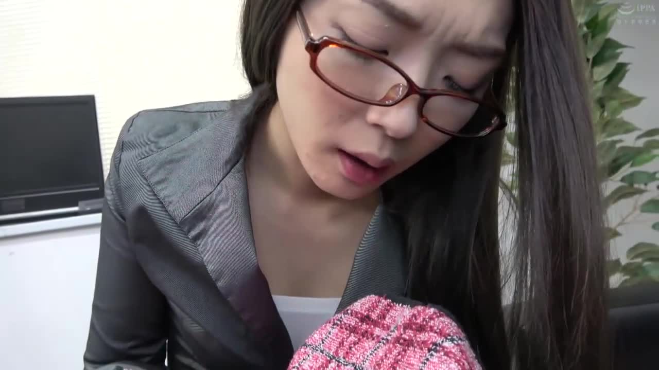 感受到性骚扰的卑劣OL - AV大平台-中文字幕,成人影片,AV,国产,线上看