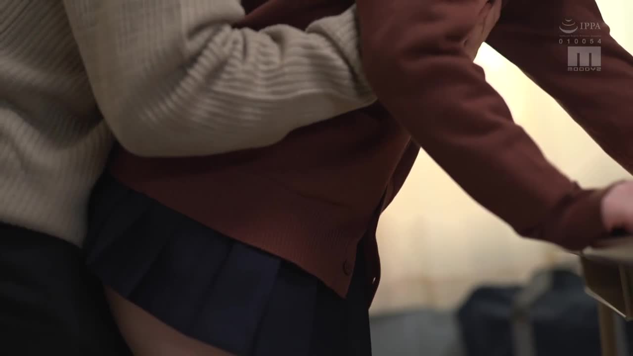 真人版！ 可以给我干的前辈 FANZA同人排行榜 当天第1名！一周第1名！一个月月第1名！系列总销售数超过30万部 花柳杏奈 花狩舞 - AV大平台-中文字幕,成人影片,AV,国产,线上看