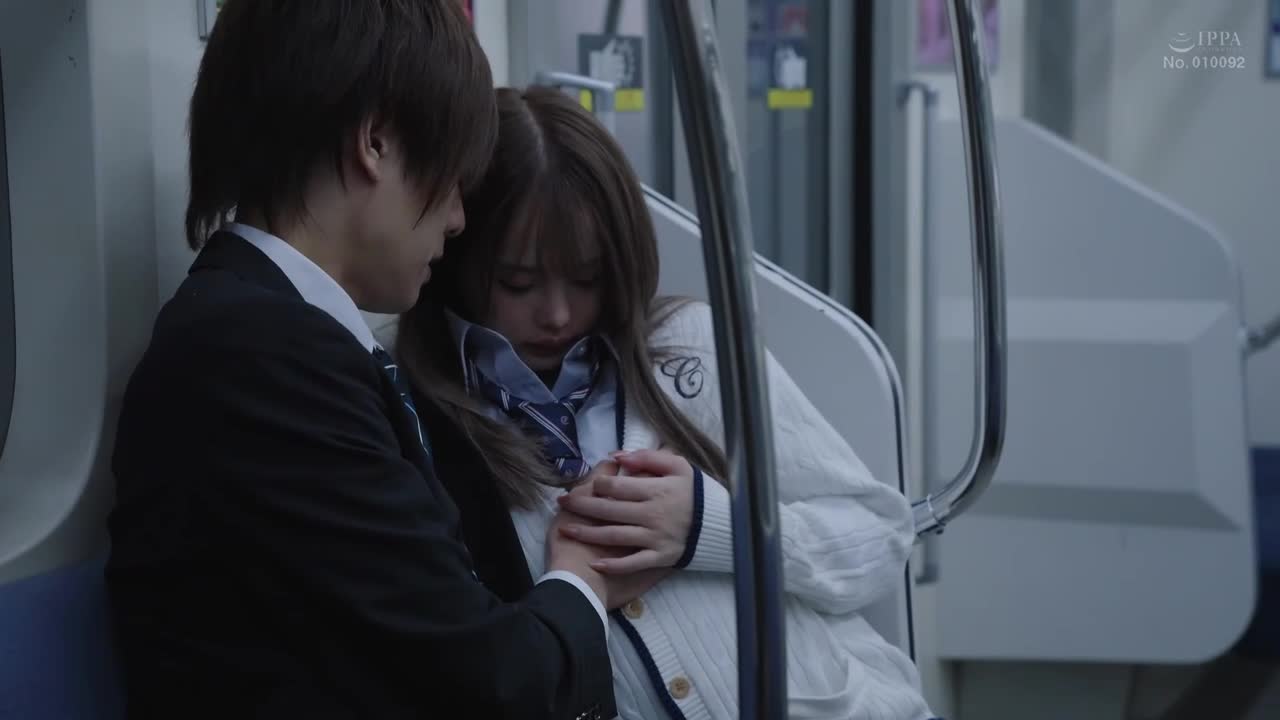 最终接吻电车 在没有其他人的车厢单独2人，和美少女数次KISS×KISS×KISS 松本一香 - AV大平台-中文字幕,成人影片,AV,国产,线上看