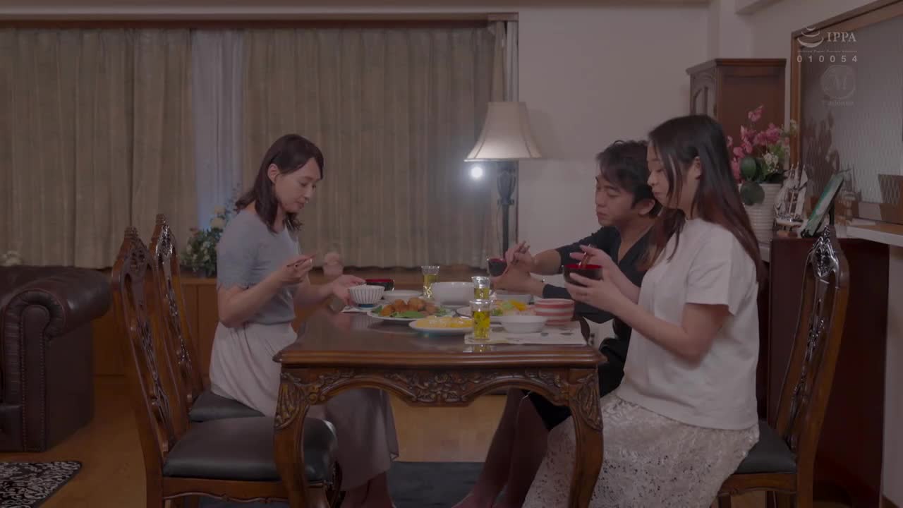 被想要成为内衣模特儿的丈母娘给诱惑的我…随着本能一次又一次的陷入在性爱当中的一个礼拜 安野由美 - AV大平台-中文字幕,成人影片,AV,国产,线上看