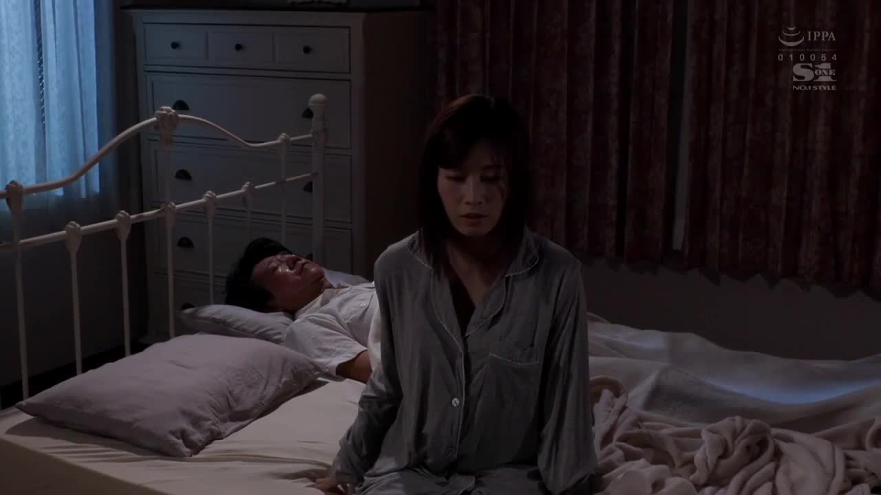 每天下春药在比我大四岁的巨乳后母…在第七天 她已成为随时随地都想要近亲浓厚性爱的发情母猪。 奥田咲 - AV大平台-中文字幕,成人影片,AV,国产,线上看