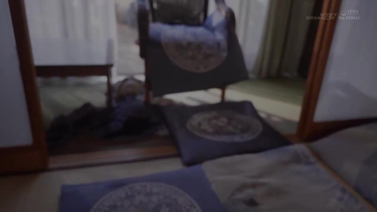 无恋爱经验 害羞可爱的美女幼儿园老师！伊吹玲奈 29歳 最终章 趁老公出差 偷偷去温泉过夜 不停止的无套中出！ - AV大平台-中文字幕,成人影片,AV,国产,线上看