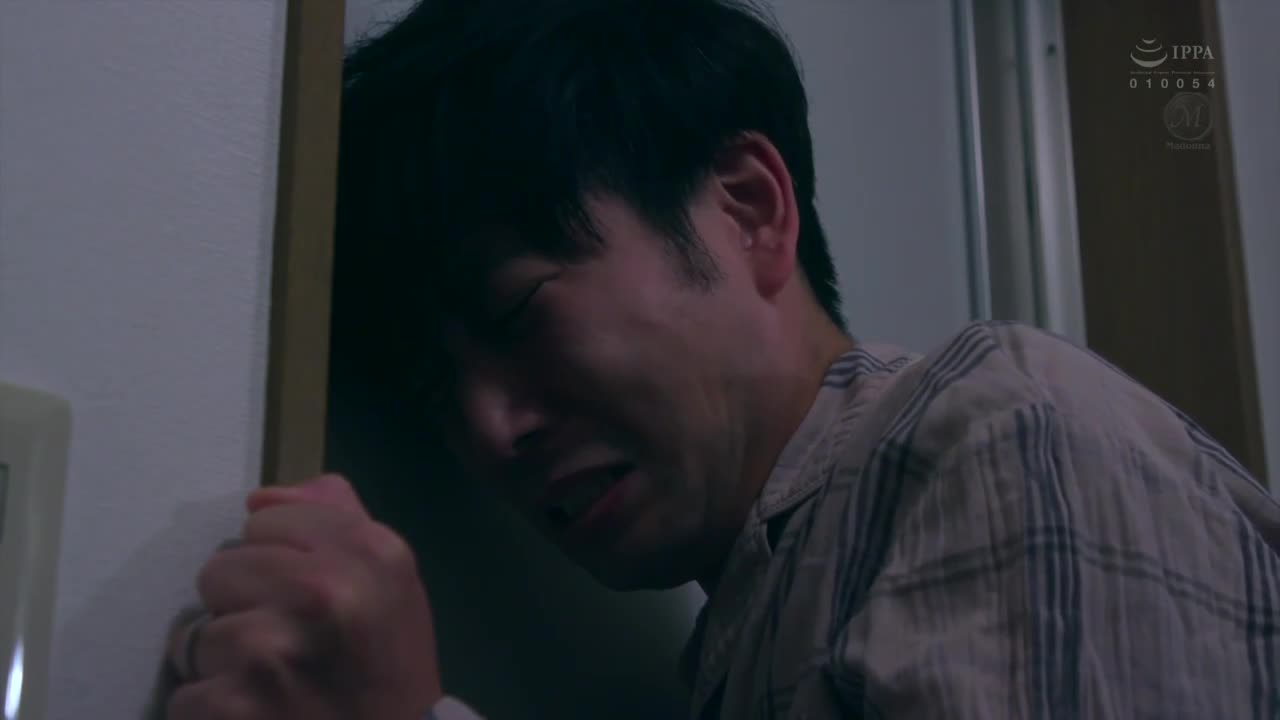人妻秘书 充满汗水跟接吻的老板办公室中出性爱「冲击复活」超级美熟女 秘书系列登场。 椎名由奈 - AV大平台-中文字幕,成人影片,AV,国产,线上看