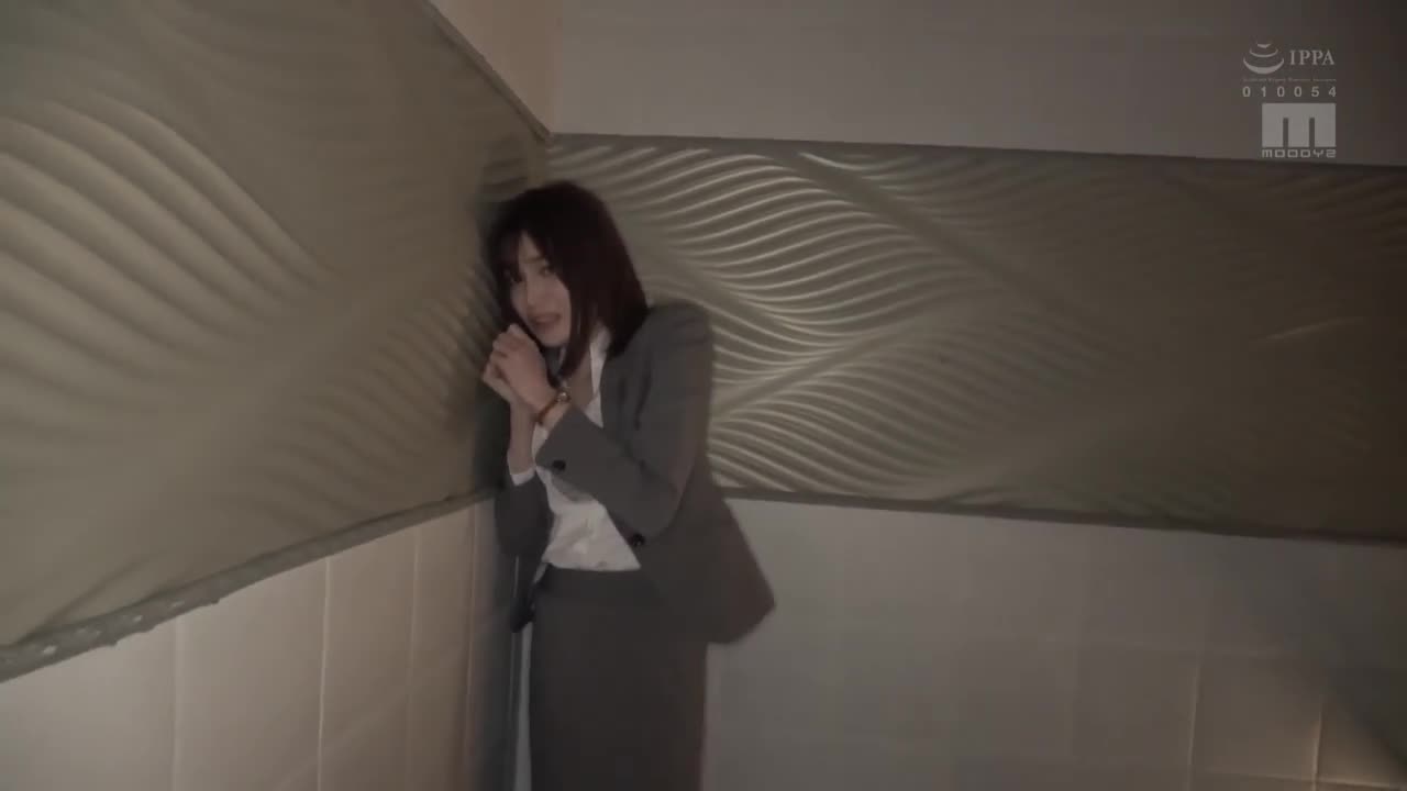 女教师周末时不为人知的另一面～知道淡淡喜欢着的初恋桃老师去风俗上班后爆怒。那么喜欢做爱就来干到妳不爱为止。于是叫到爱情旅馆里数度持续中出 本田桃 - AV大平台-中文字幕,成人影片,AV,国产,线上看