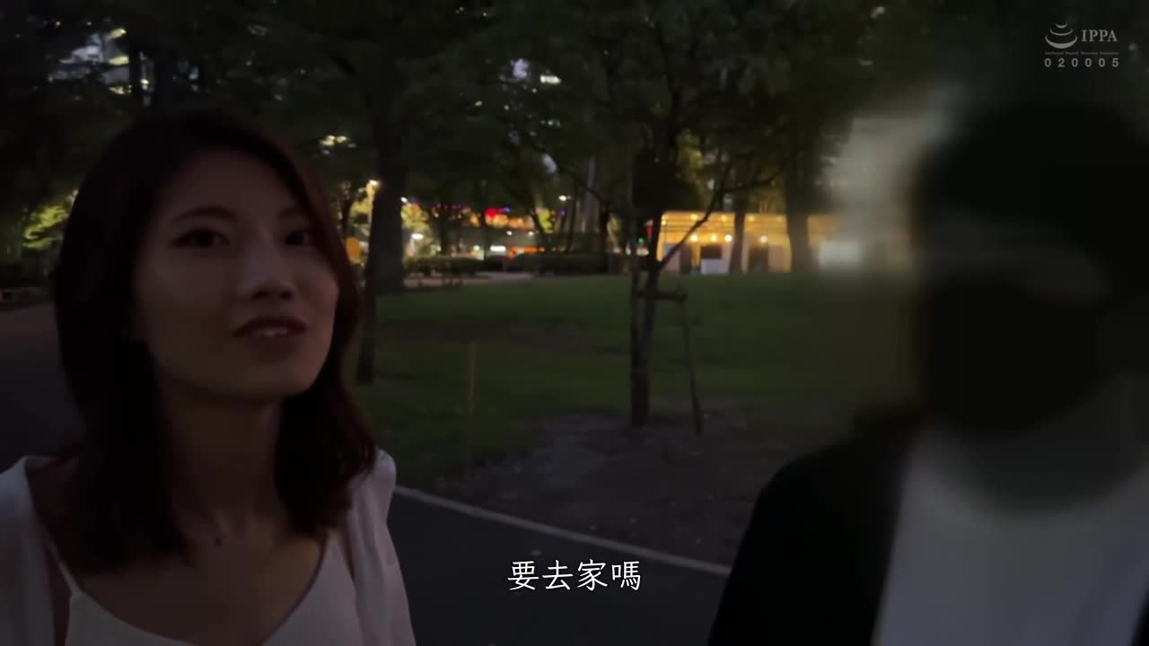 【苗条身体内产生的[色情激素]被老公以外的人发现了？平胸无毛星人、第一次体验陌生人的肉棒！】把挚爱的妻子试着给陌生人寝取…【千优(21)/结婚1年】 - AV大平台-中文字幕,成人影片,AV,国产,线上看