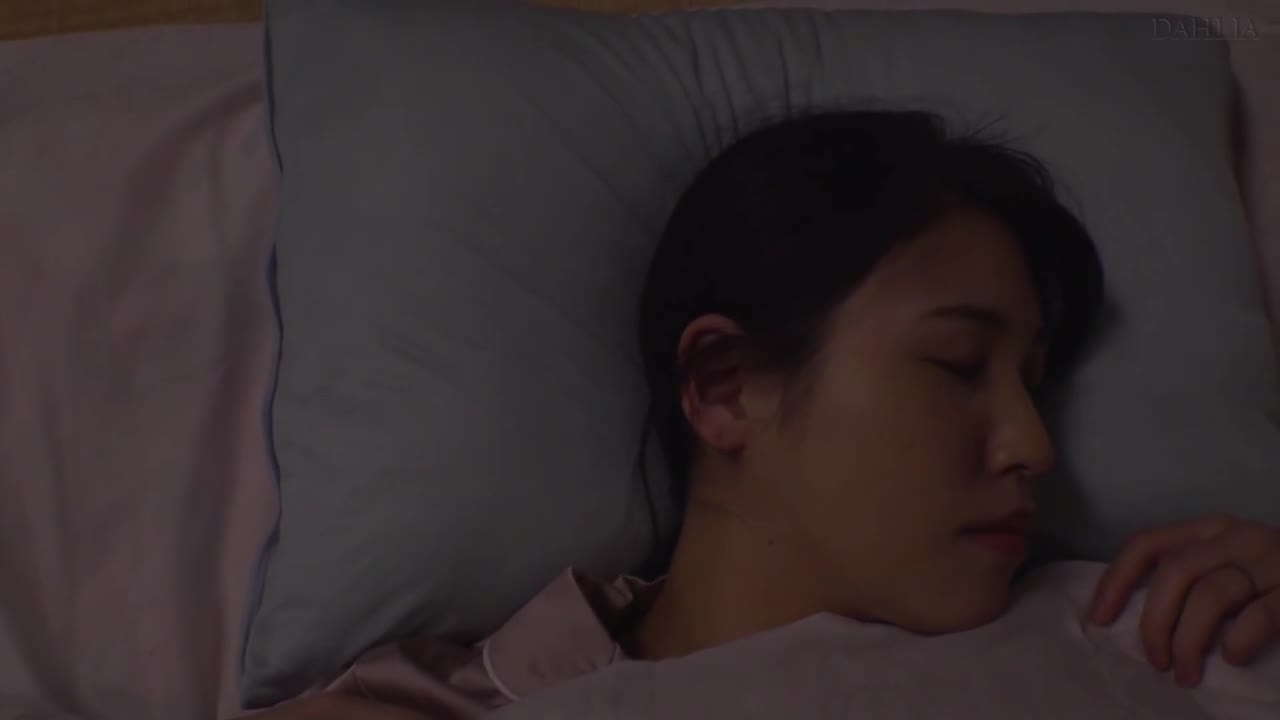 想抵抗也不行。被回到乡下老家的前炮友强暴侵犯SEX。橘京花 - AV大平台-中文字幕,成人影片,AV,国产,线上看