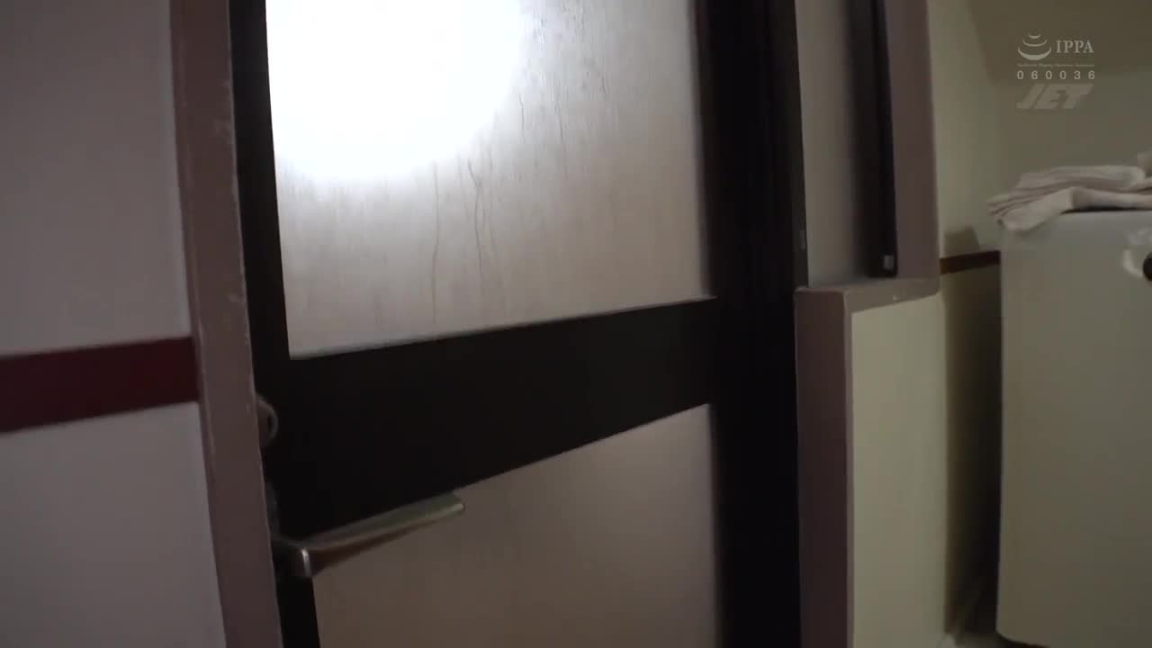 [VIP会员点播] 错过末班电车的情侣！！偶然和我是同一个方向的如果可以的话就一起走吧！18 - AV大平台-中文字幕,成人影片,AV,国产,线上看