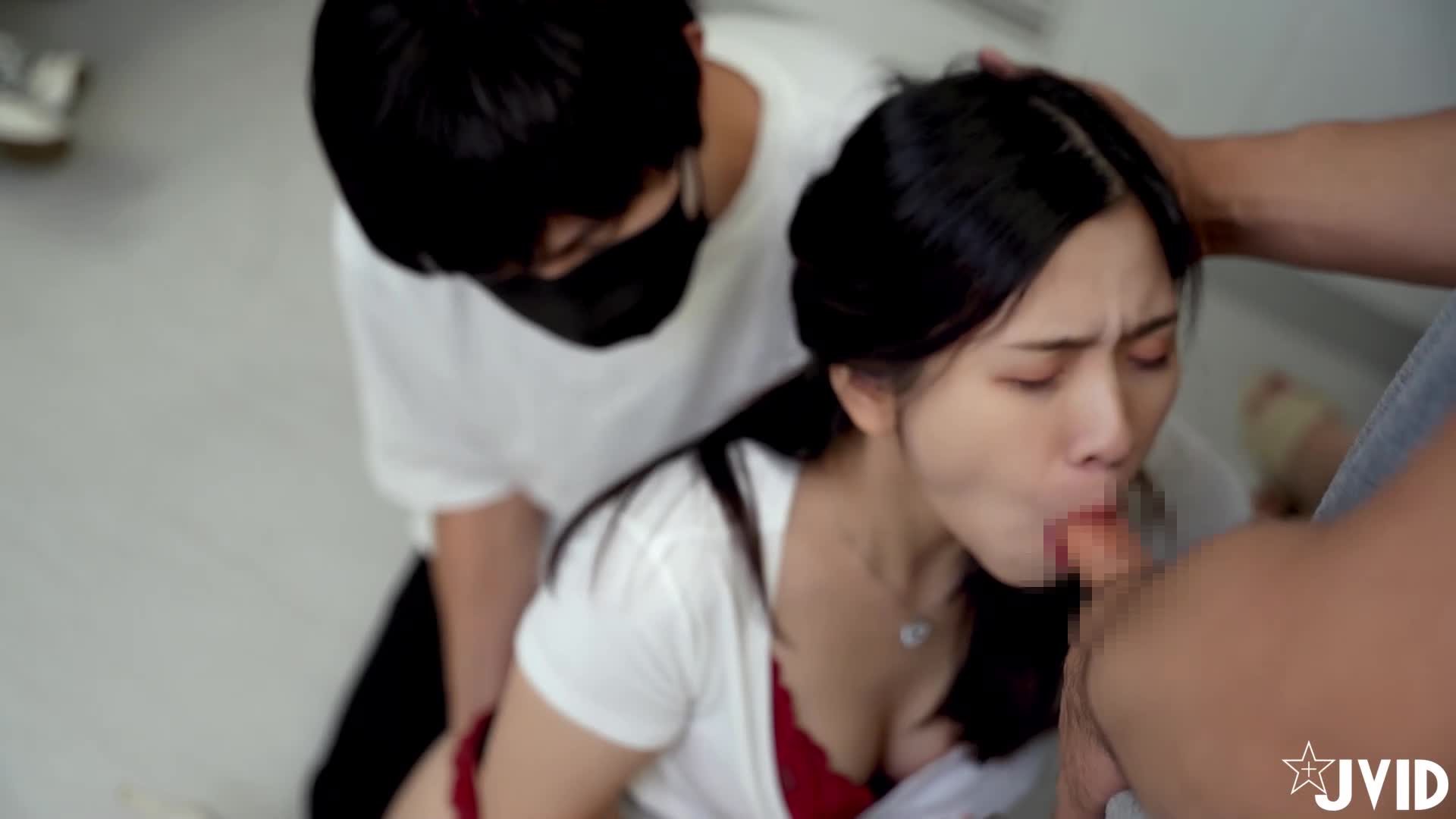 捷运痴汉夜袭再开，被多人侵犯&quot;口爆&quot;、&quot;中出&quot; ! ! 被盯上的美人 OL &quot; 茶理&quot; - AV大平台-中文字幕,成人影片,AV,国产,线上看