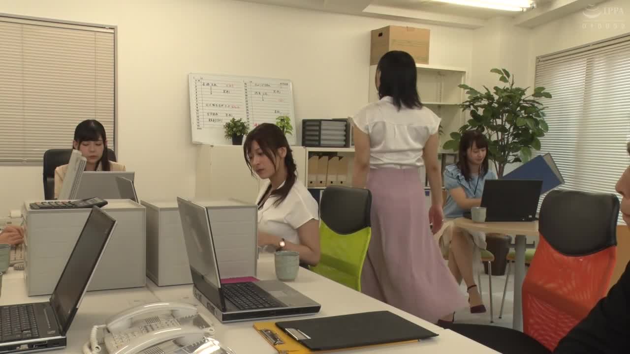 「胸大无脑的巨乳女上司们现在要喝睡眠药了！」集団睡眠药强奸！总之先让讨厌的女上司们睡着吧… - AV大平台-中文字幕,成人影片,AV,国产,线上看
