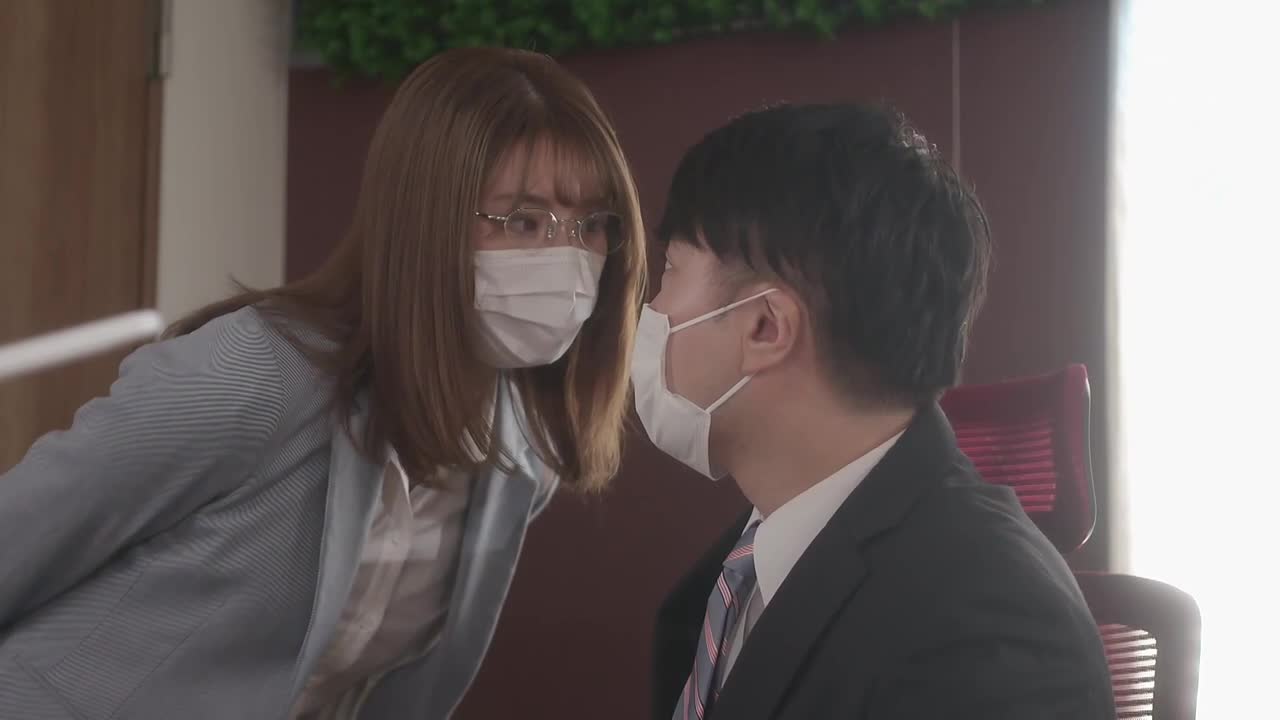 知道看起来自爱的同事OL山岸的闷骚本性后…在两人独处的办公室里持续沉溺于中出性交的秘密一周  山岸逢花 - AV大平台-中文字幕,成人影片,AV,国产,线上看
