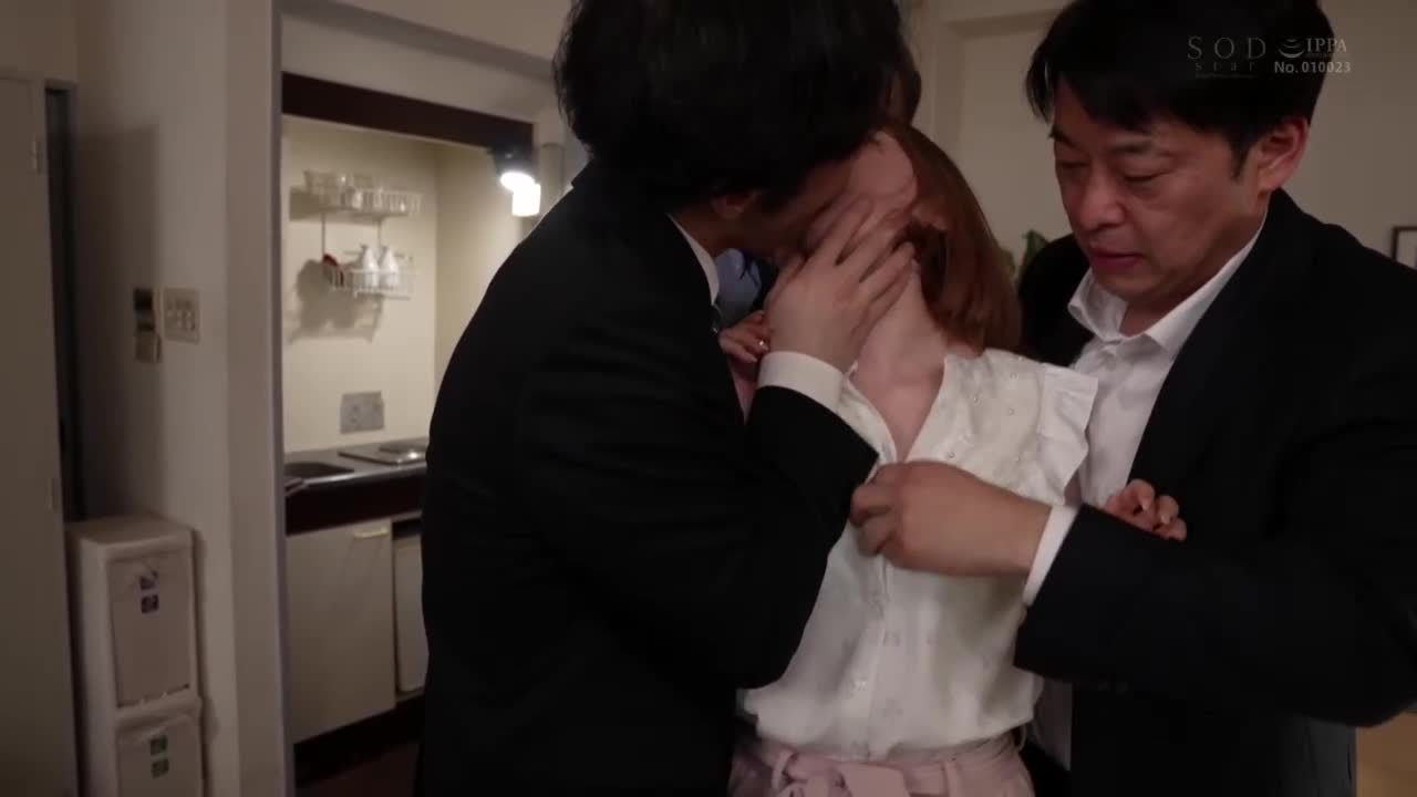 【永不结束的超卑劣捆绑强奸】 被鬼畜强奸魔侵犯→告诉上司后又被上司强奸→然后被同事轮奸内射 3度强奸被害者:不动产会社勤务 O・Y  小仓由菜 - AV大平台-中文字幕,成人影片,AV,国产,线上看