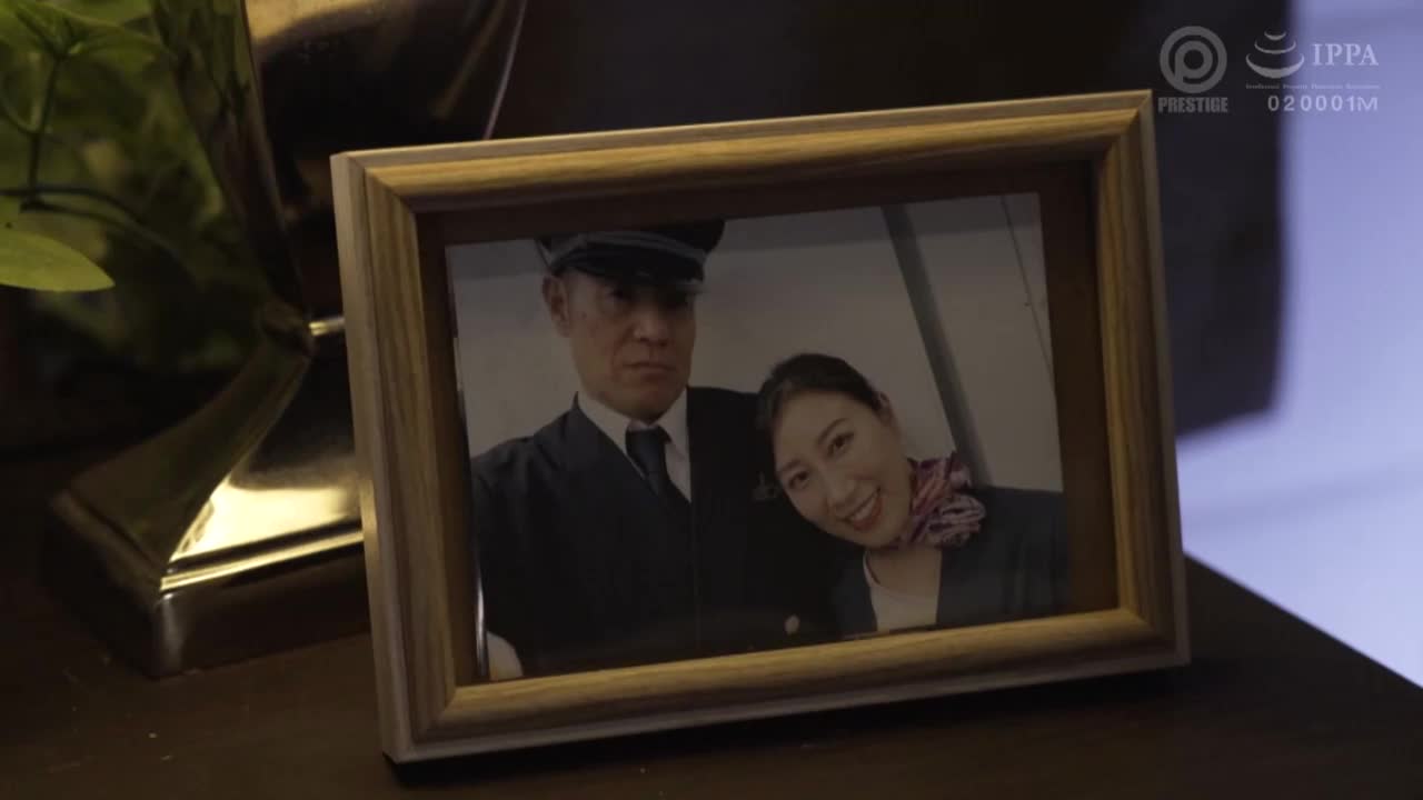 人妻NTR授孕内射 看到妻子被侵犯后勃起的老公加入绝伦后辈无套射精淫乱3P！ 冨永野乃香 - AV大平台-中文字幕,成人影片,AV,国产,线上看