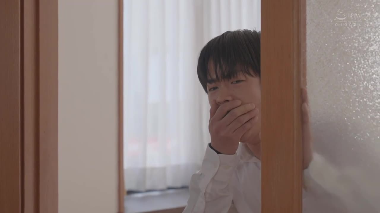 独力把我带大的最爱继姊被最差劲的友人给睡了  向井蓝 - AV大平台-中文字幕,成人影片,AV,国产,线上看