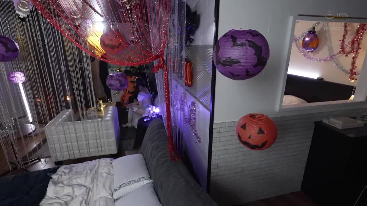 穿着嫩臀＆屁眼全都露的装扮抽插的肛门抽动美臀破婊姐姐 天川空 - AV大平台-中文字幕,成人影片,AV,国产,线上看