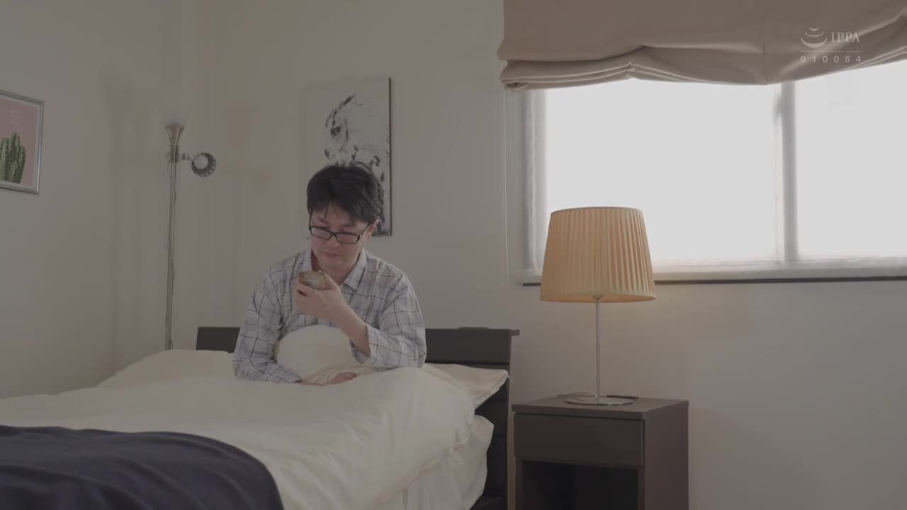 和学生时代的性骚教师在应召时偶然重逢。从那天起被迫成为言听计从性处理竉物… 流川莉央 - AV大平台-中文字幕,成人影片,AV,国产,线上看