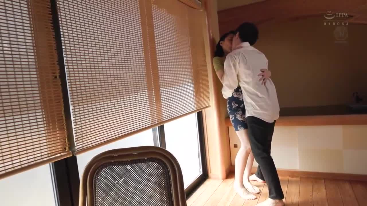 官能美熟女 移籍第二弹！ ！儿子爱慕我―湿透于秘密性爱的义母与儿子 秘蜜的中出个人课程。瀬尾礼子 - AV大平台-中文字幕,成人影片,AV,国产,线上看