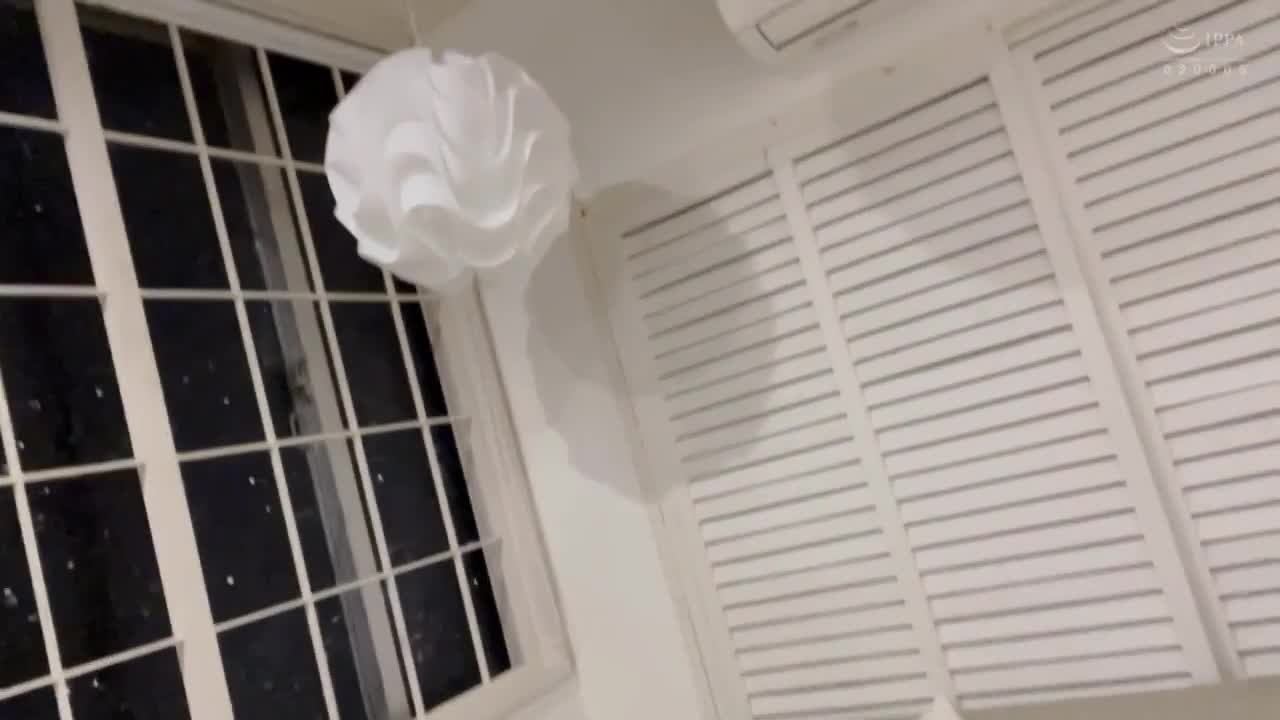 【‘想插进来试试看吗？’令中年大叔痴狂的绝世美女陪酒娘】把喝醉酒的No.1陪酒娘送回家然后直接做爱SEX♪奢华身体被大叔的肉棒贯穿、无套抽插高潮不止绝顶2连发【素人性爱REC＃瑠奈＃陪酒娘】 - AV大平台-中文字幕,成人影片,AV,国产,线上看