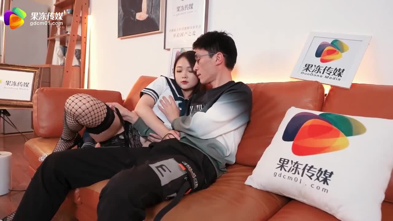双飞制服姐妹花 轮流爆草姐妹骚穴 - AV大平台-中文字幕,成人影片,AV,国产,线上看