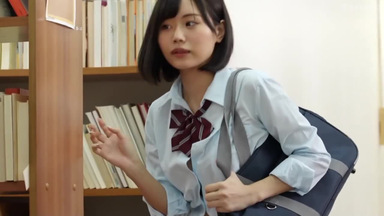 「你只可以看。摸了不可以哦。」 被暗恋的同级生性骚扰、今天俺也要被特别照顾了…本郷爱 - AV大平台-中文字幕,成人影片,AV,国产,线上看