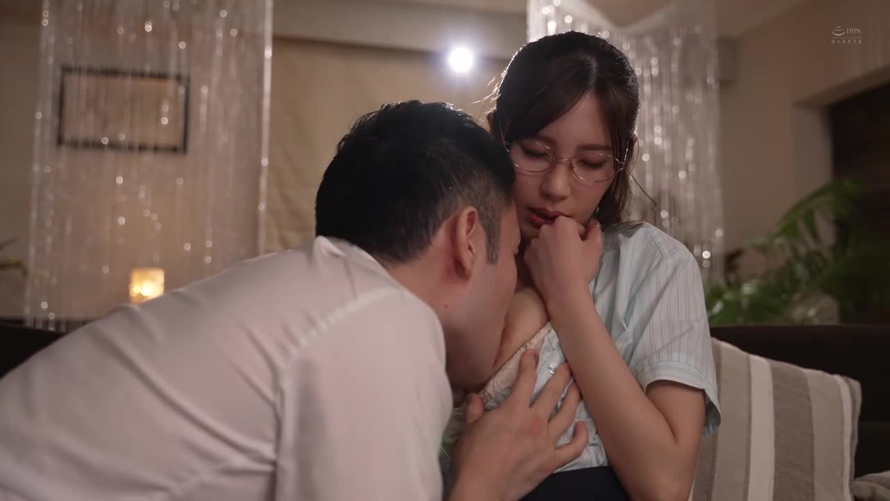 与梦寐以求的女上司交往 水端麻美 - AV大平台-中文字幕,成人影片,AV,国产,线上看