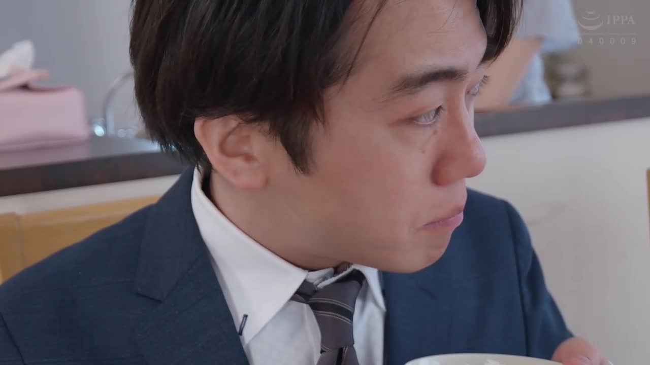 [VIP会员点播] S级美臀细腰人妻，趁着丈夫熟睡，被弟弟射好射满性爱，沉浸在刺激中 尾崎惠梨香 - AV大平台-中文字幕,成人影片,AV,国产,线上看