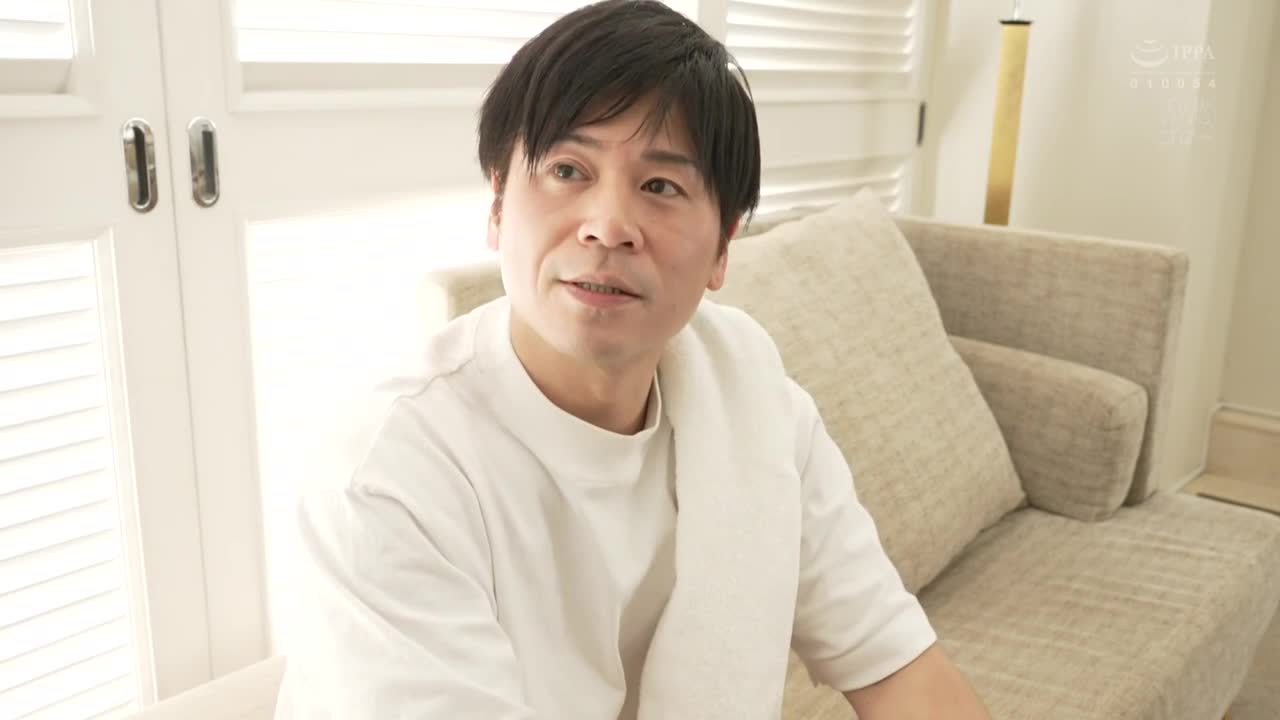 「请你睡我的妻子」真实夫妻──30日记录的究极NTR纪录片。初音实 - AV大平台-中文字幕,成人影片,AV,国产,线上看