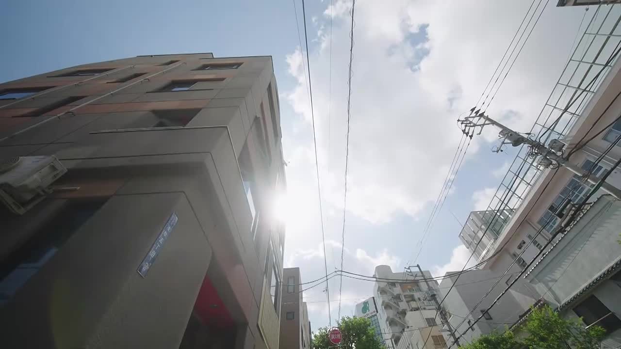 东京爱情动作故事 天使降临｜天使萌、桃乃木香奈（客串） - AV大平台-中文字幕,成人影片,AV,国产,线上看