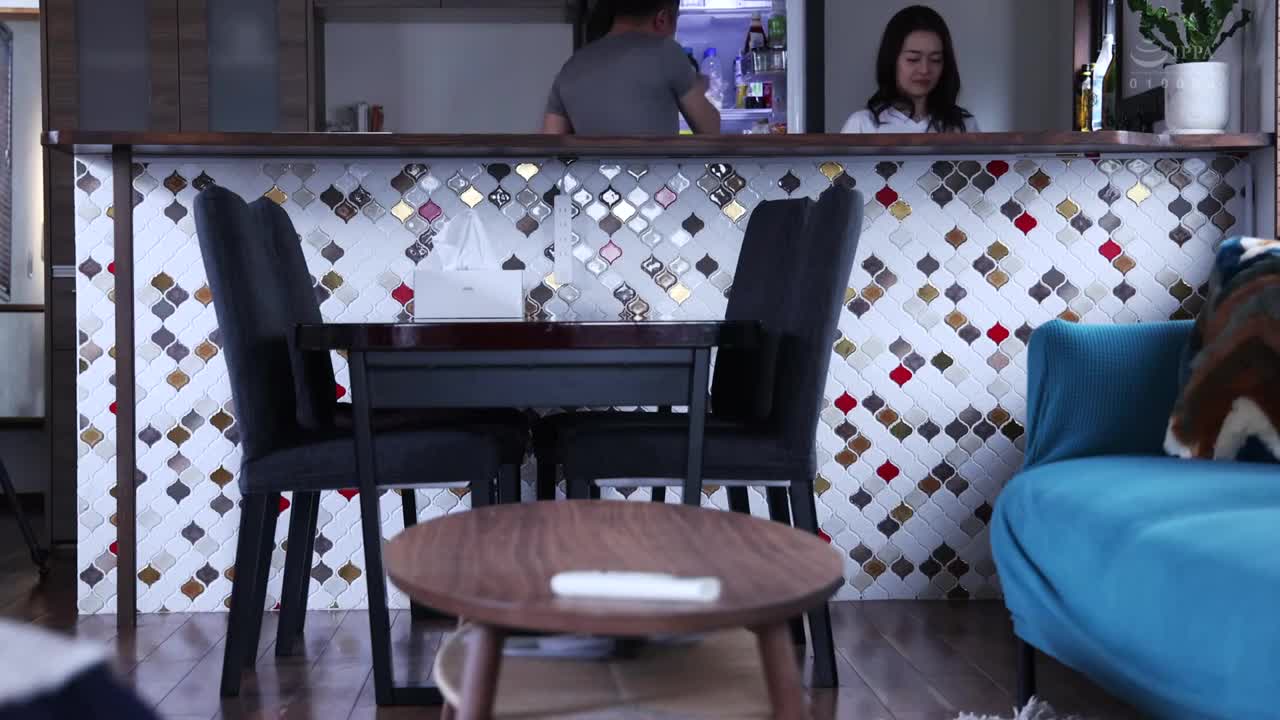今晚不让你睡觉…与极上的人妻共度住宿中出的甜蜜时光！超受欢迎的专属『藤环奈』将24小时痴女攻击你！ ！藤环奈 - AV大平台-中文字幕,成人影片,AV,国产,线上看
