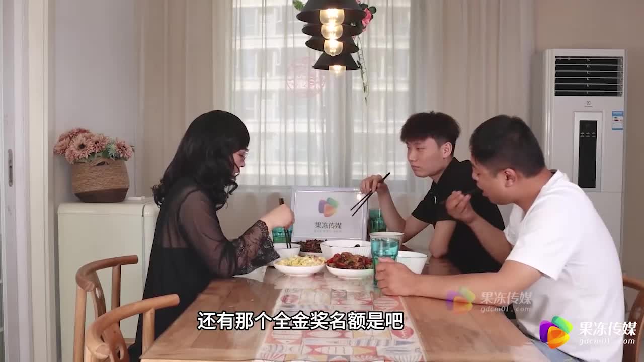 饥渴的妈妈-上 - AV大平台-中文字幕,成人影片,AV,国产,线上看