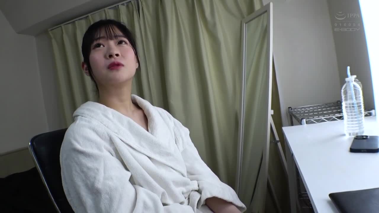 喝醉就跟陌生人打炮「我的兴趣是一个人喝酒」长得像伊藤沙莉 G罩杯美少女AV出道 森下悠莉 - AV大平台-中文字幕,成人影片,AV,国产,线上看