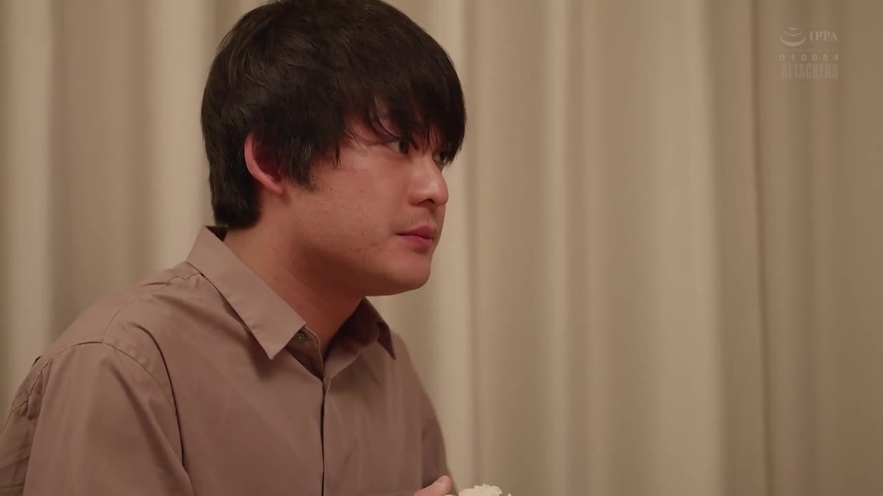 周末限定！夫妇交换！妻子被他人拥抱的夜晚。森泽佳奈、八乃翼 - AV大平台-中文字幕,成人影片,AV,国产,线上看