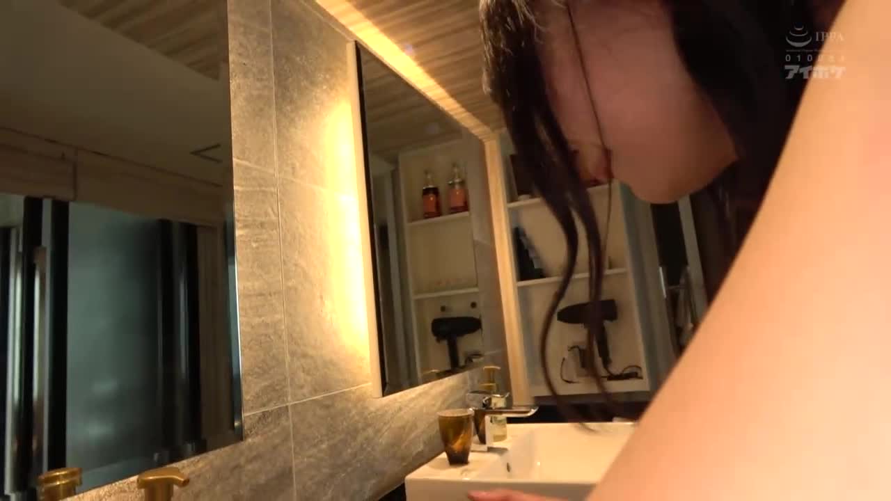 拍下知名巨乳女优私下做爱的真实纪录 梓光莉 - AV大平台-中文字幕,成人影片,AV,国产,线上看