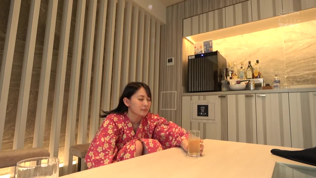拍下知名巨乳女优私下做爱的真实纪录 梓光莉 - AV大平台-中文字幕,成人影片,AV,国产,线上看