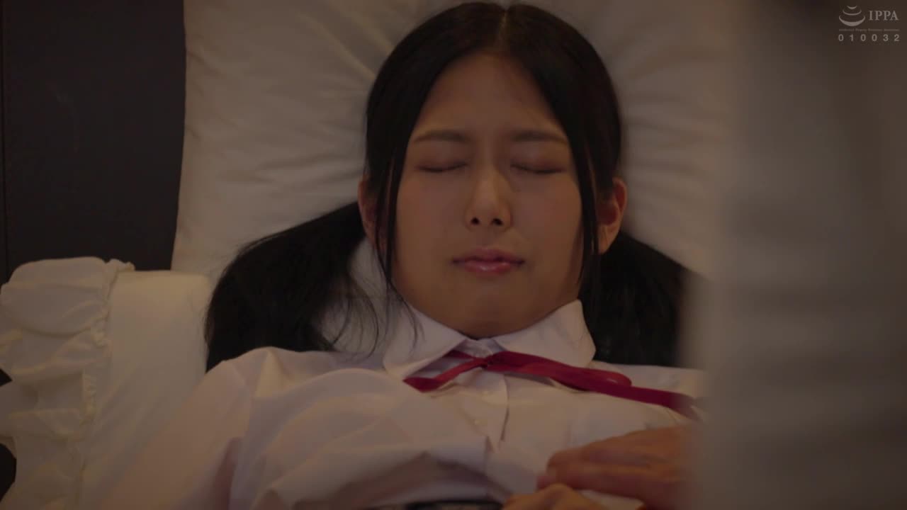 绝对不能睁开眼睛.如果你不开睁开眼睛.可以一直在这里生活.义父第一次让我卖淫是这样说的 - AV大平台-中文字幕,成人影片,AV,国产,线上看