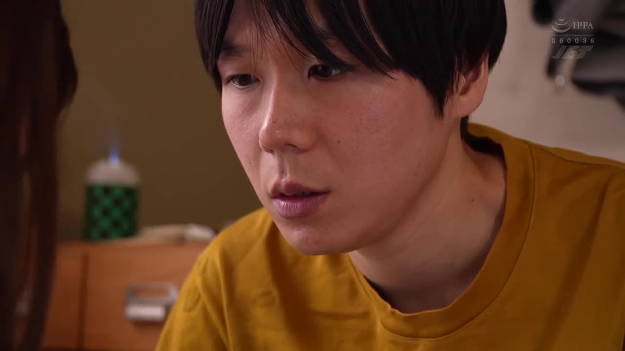 恋爱巨根NTR 喜欢照顾人与年轻人恋爱咨询的妻子在完全勃起大肉棒下快乐堕落被睡走… 小花暖 - AV大平台-中文字幕,成人影片,AV,国产,线上看