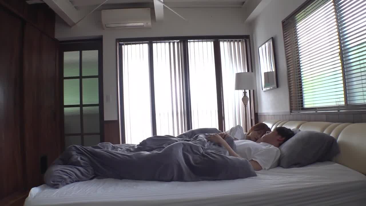 一直定时回家的妻子今天却说要加班到早上才回来。深夜加班NTR希岛爱里 - AV大平台-中文字幕,成人影片,AV,国产,线上看