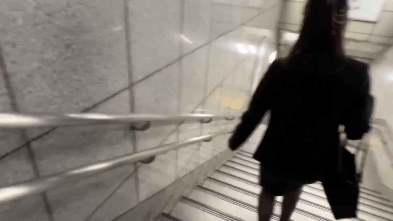 【深喉调教】跟踪OL然后把她拉到酒店里随意凌辱！苗条美女的小穴被淫荡肉棒彻底征服！骑乘位强制口交深喉玩弄！后入式插入小穴打屁股性虐！就算失去意识也毫不留情继续抽插内射！ ！ 【后入美臀】【被随便玩弄的美女... - AV大平台-中文字幕,成人影片,AV,国产,线上看
