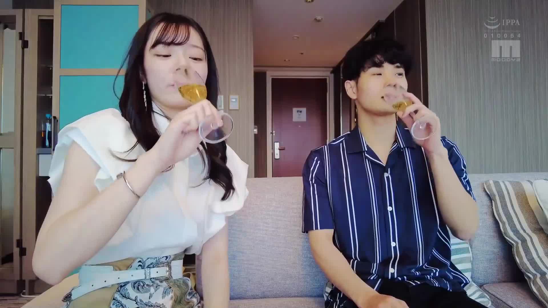 一夜为之奉献，直至晨曦升起，两人独处的空间里，只想对宫下玲奈射精。 - AV大平台-中文字幕,成人影片,AV,国产,线上看
