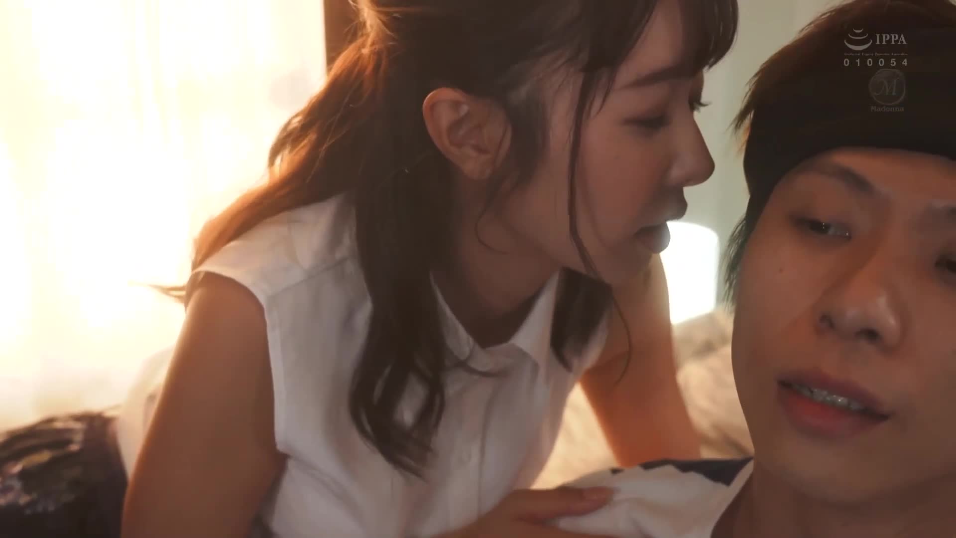 被甜言蜜语淹没，我沉溺于与人妻的巢笼SEX，直到留年大学…。栗山莉绪 - AV大平台-中文字幕,成人影片,AV,国产,线上看