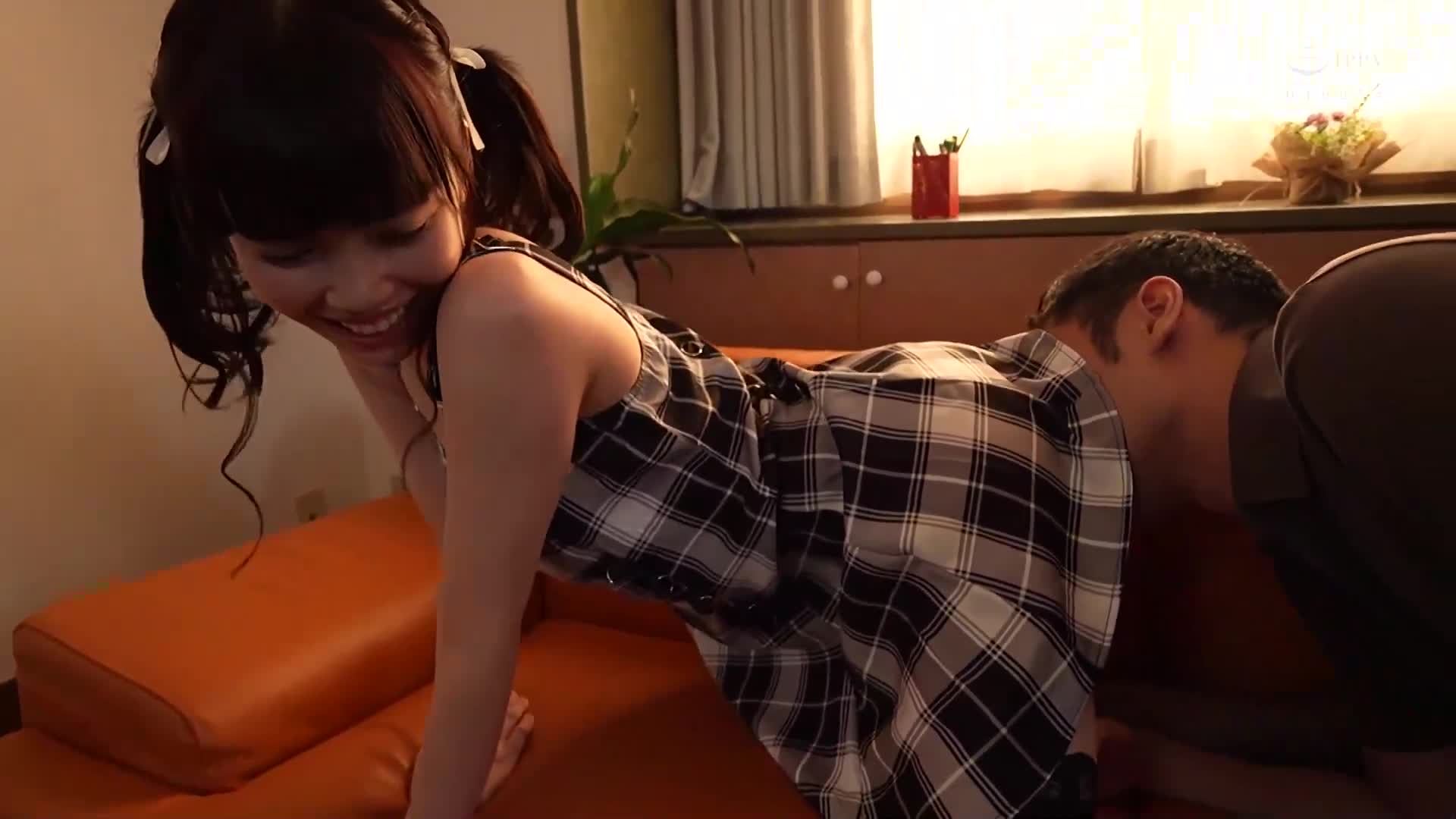 中年自由业老伯被新进店员少女痴女的故事。漂流少女EPISODE:02 工藤由罗 - AV大平台-中文字幕,成人影片,AV,国产,线上看