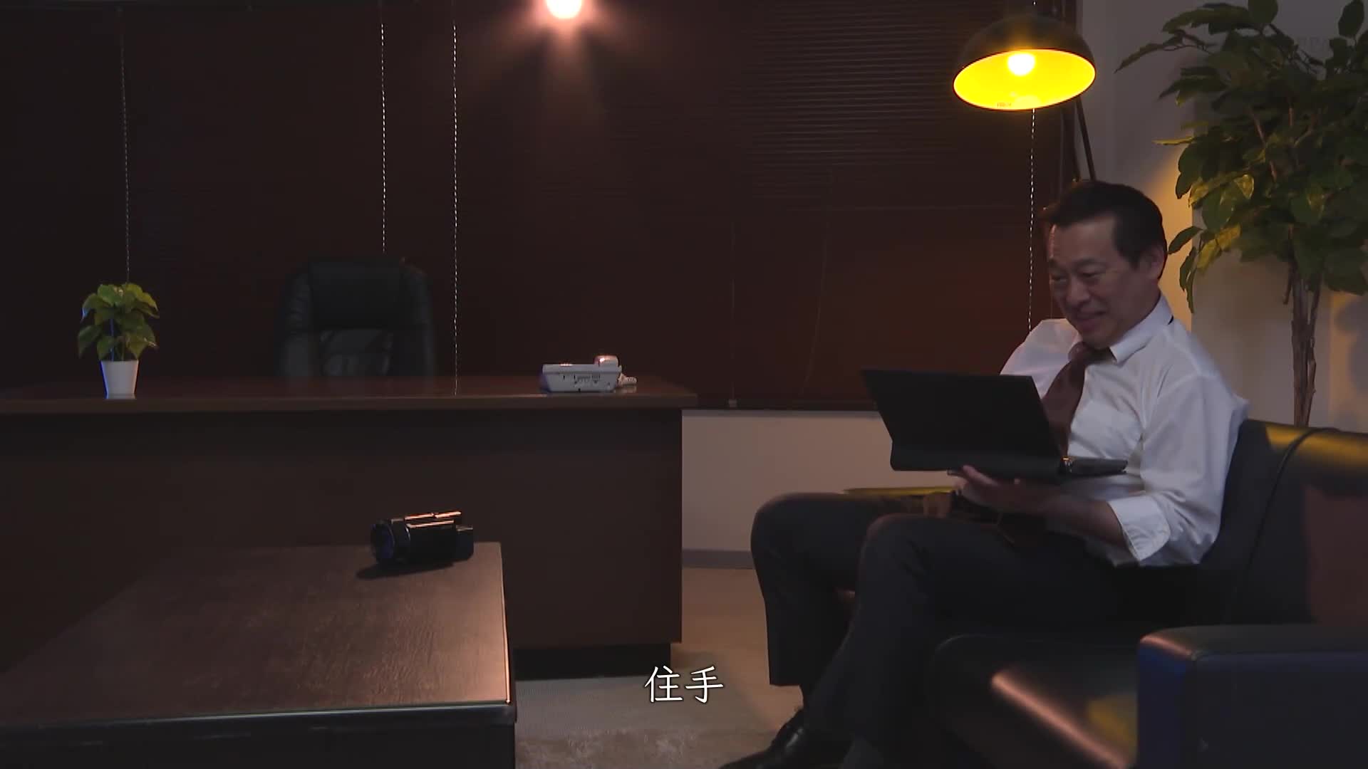 犯罪的女人被强暴的女人 - 黑钱接待员，报复强暴 - 长濑麻美 - AV大平台-中文字幕,成人影片,AV,国产,线上看