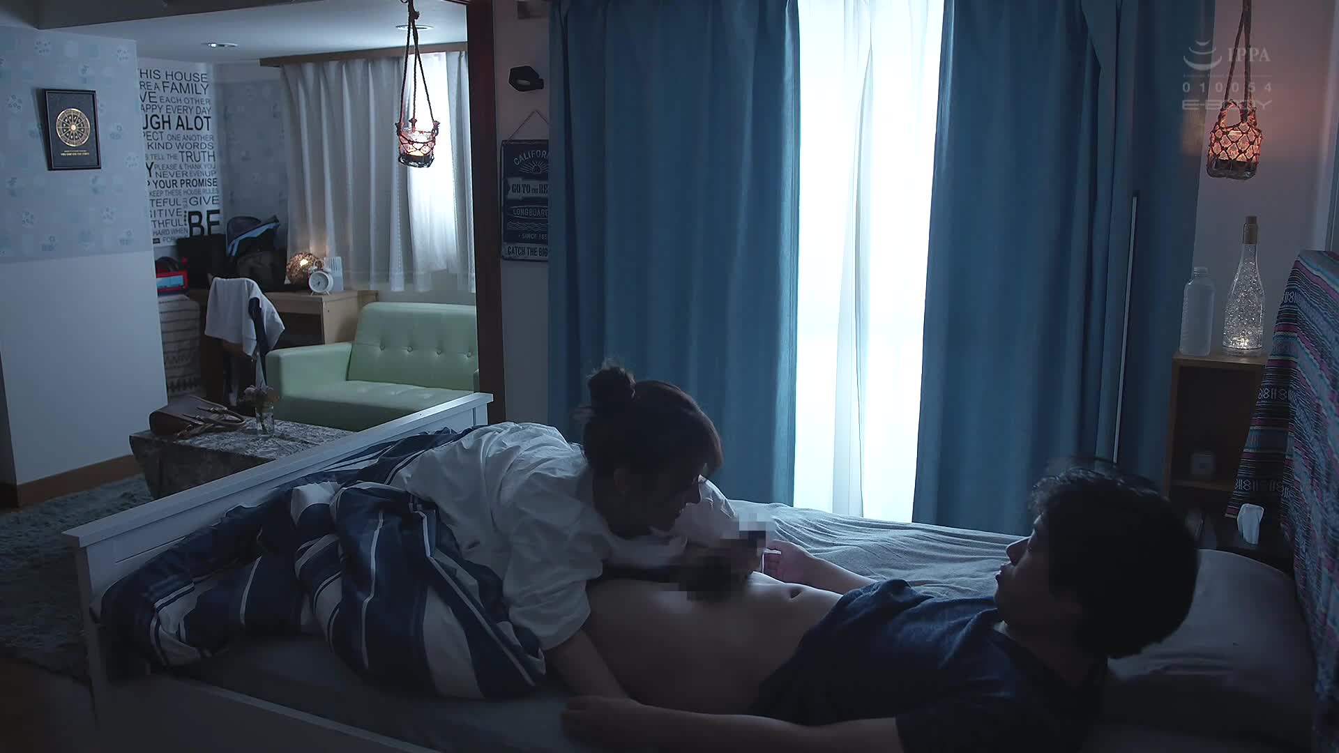 初次脱去女友的衣服，想像不到的超级纤细美巨乳，极度兴奋的我疯狂发泄性欲直到精疲力竭。佐藤汐 - AV大平台-中文字幕,成人影片,AV,国产,线上看