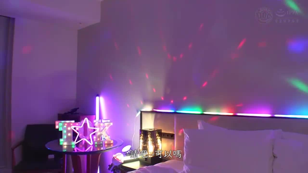 【Biju神偶像变态爆】美少女偶像不典型的超肉食型！色情可爱美白细腻BODY！她因无情的电按摩而痛苦地颤抖！当她一边抬头看着他一边舔他的鸡鸡时，色情水平达到了 MAX！连续3次被禁止中出现役偶像！ ！ ！ [生滨 T☆kT... - AV大平台-中文字幕,成人影片,AV,国产,线上看