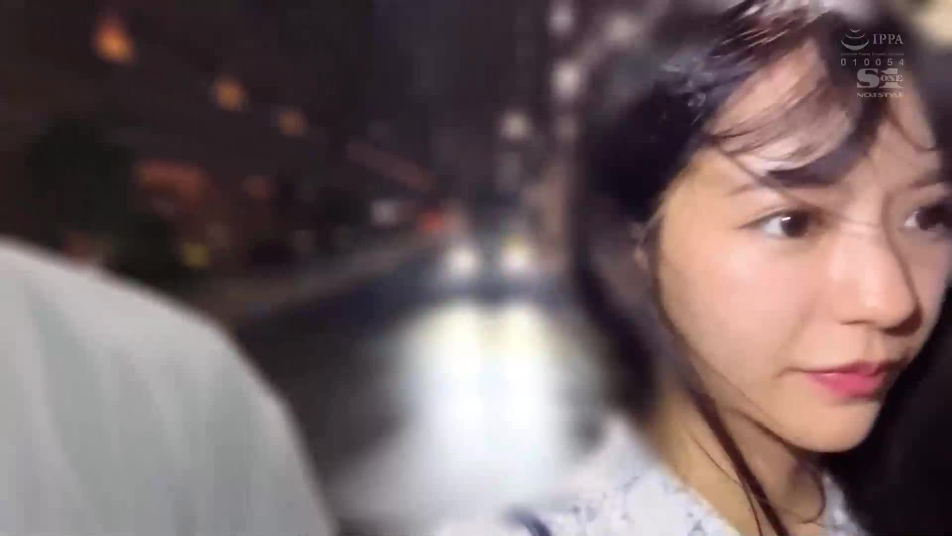 明明是个清秀的女孩，背后却是个荡妇！ ？第一次约会，不管他在哪里，她都让他勃起，强行操他，暴露了他的本性！ ！浅野心 - AV大平台-中文字幕,成人影片,AV,国产,线上看