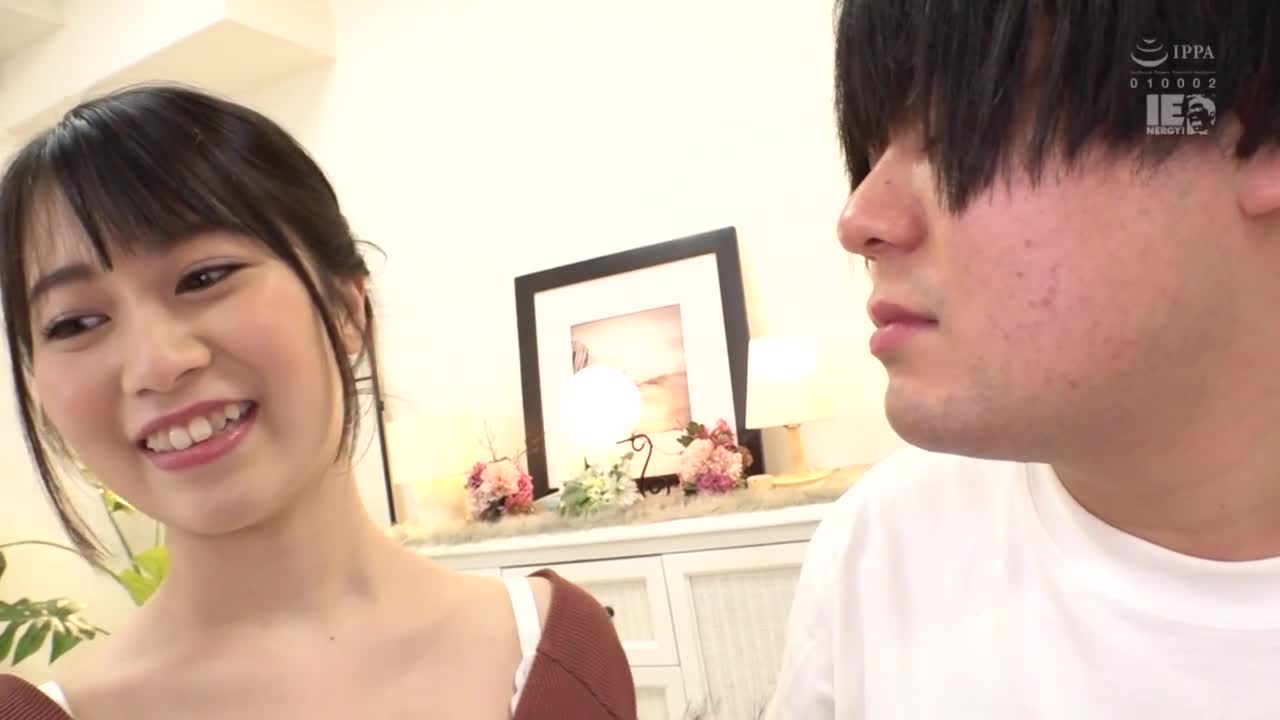 我在新宿遇到的天真女孩尝试与有性问题的男人进行「脚间精油按摩」！我变得性欲旺盛，因为我的鸡巴在我原始的阴户上摩擦得很滑，我说，“我要把它放在我的阴户里，哈哈”，并与原始的中出性爱发生性关系！ ！宇佐美玲... - AV大平台-中文字幕,成人影片,AV,国产,线上看