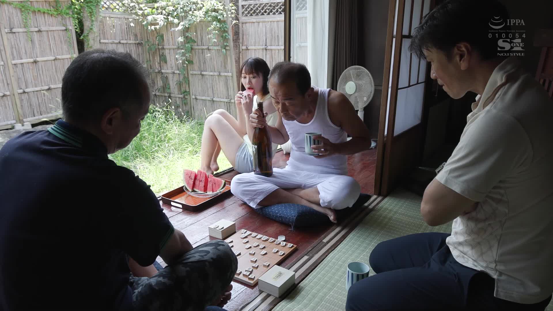 每天一边与天真的孙女发生性关系，一边领取福利金，享受着悠闲的生活。 架乃由罗 - AV大平台-中文字幕,成人影片,AV,国产,线上看