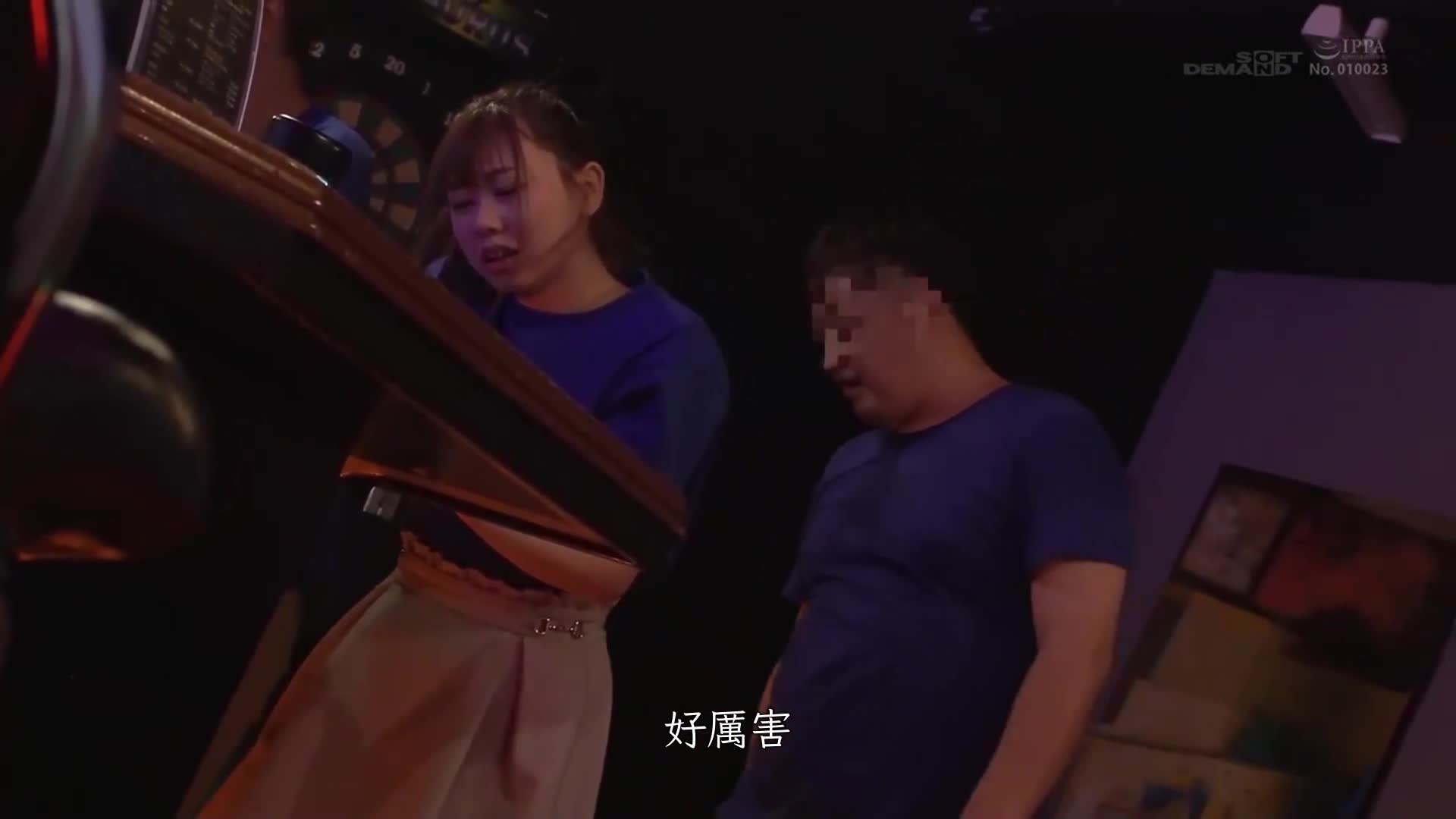 国家队比赛那天，我让体育酒吧里兴奋的支持者女孩们活出了酒精的能量、气势、力量！ 我很困惑，以至于我总共射精了3个人。 。 。 - AV大平台-中文字幕,成人影片,AV,国产,线上看